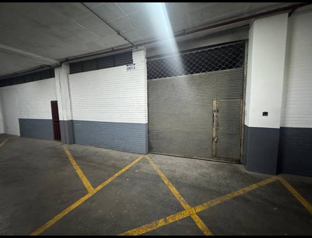 380M² WAREHOUSE TO LET IN WYNBERG